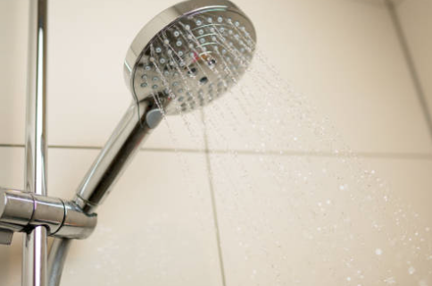 Cómo quitar la cal de la alcachofa de la ducha de forma fácil y efectiva