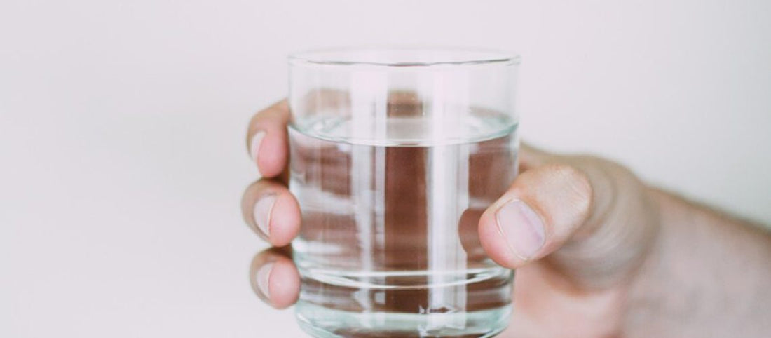 Black particles in tap water: What are they and how to remove them?